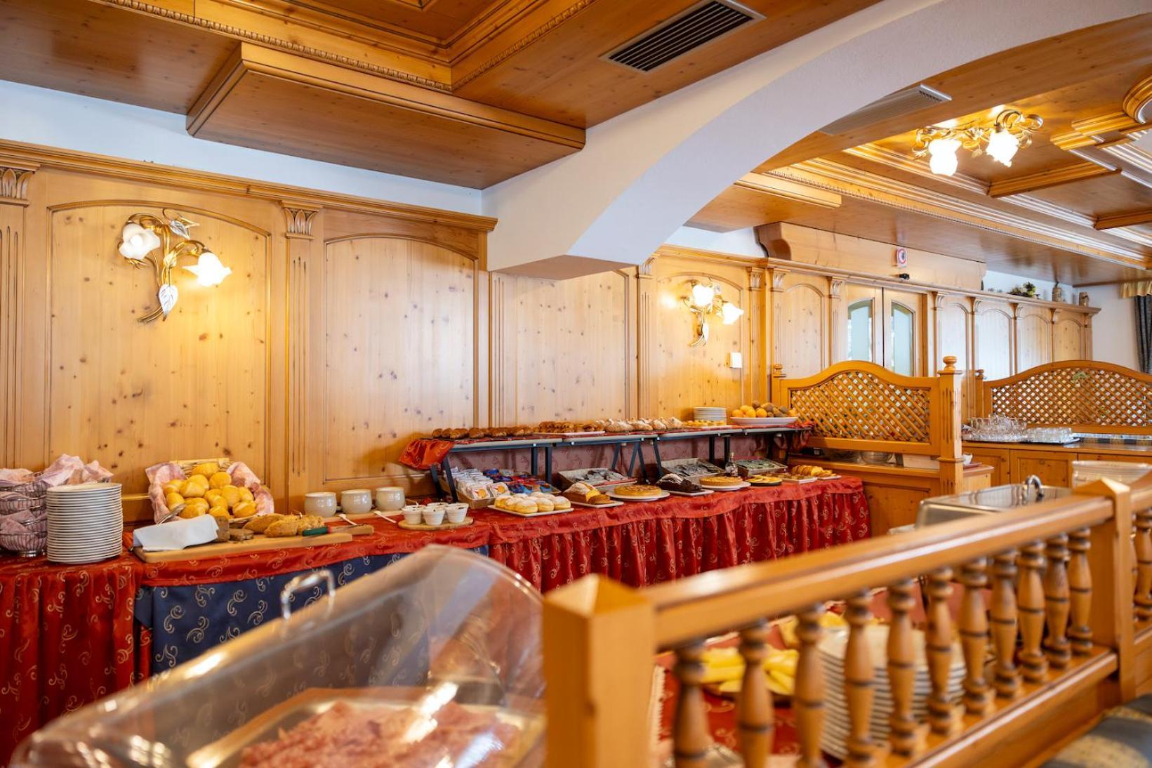 Sport Hotel Cristal Falcade Εξωτερικό φωτογραφία