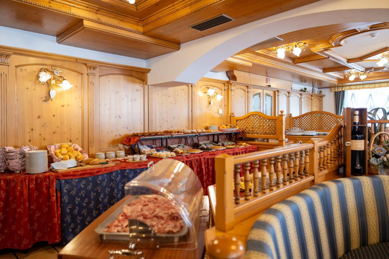 Sport Hotel Cristal Falcade Εξωτερικό φωτογραφία